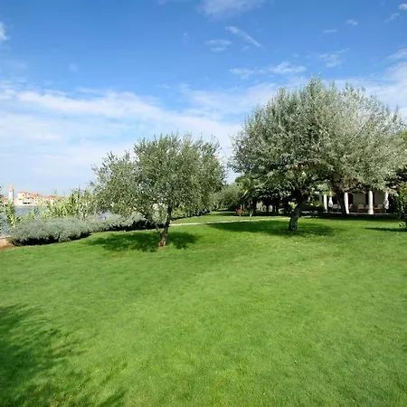 Bella Vista