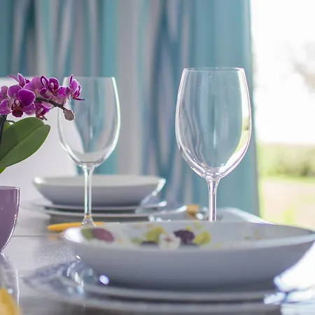 Bella Vista Apartment *