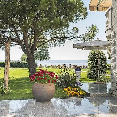 Bella Vista